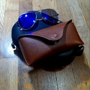 RAYBAN 3025 BLUE LENS AVIATOR SUNGLASSES